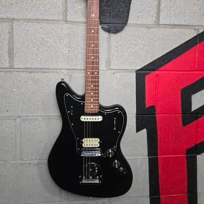 Fender Player Jaguar HS with Pau Ferro Fretboard 2018 - 2024 - Black image 2