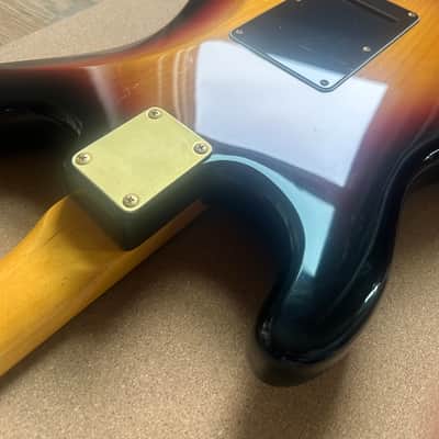 2006 Fender Stevie Ray Vaughan Stratocaster SRV Pau Ferro Fretboard Three-Color Sunburst image 11