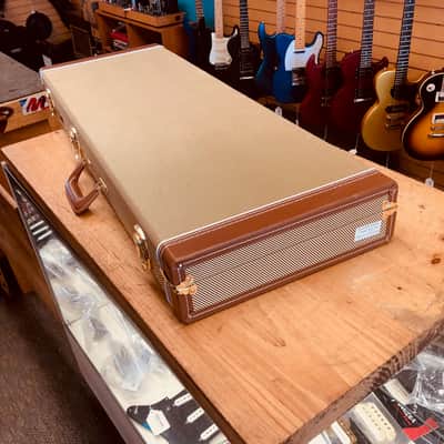 Road Runner Tweed Rectangle case w/Key image 6