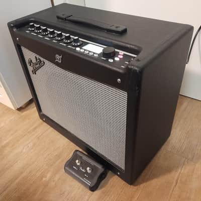Fender Mustang III V.2 100-Watt 1x12" Modeling Guitar Combo 2013 - 2016 image 6