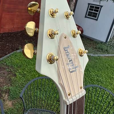Gibson '70s Flying V 2020 - Present - Classic White image 8