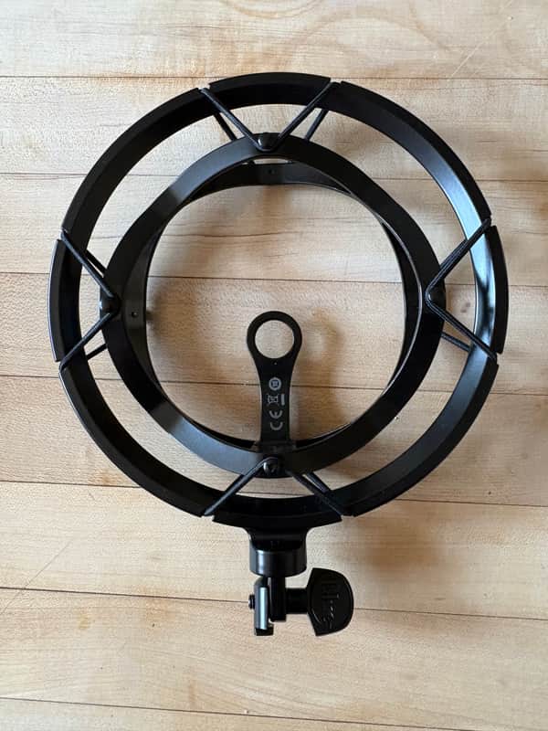 Logitech G Blue Radius III Custom Shockmount for Yeti - Open Box Complete image 1