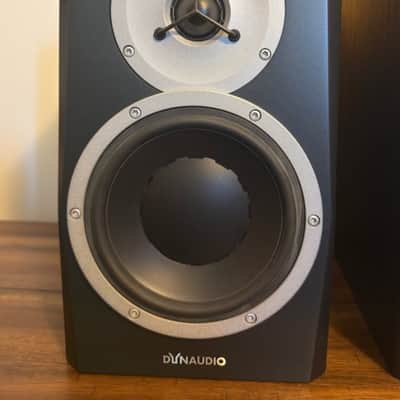 Dynaudio BM5 MkIII 100-Watt Active 5" Studio Monitor Speaker - Pair image 3