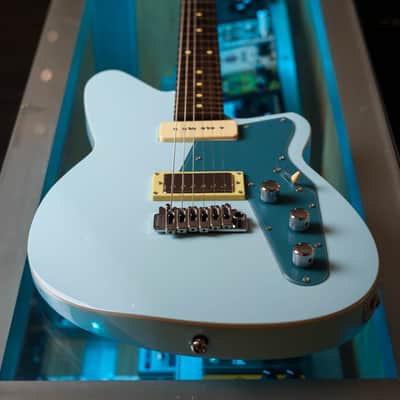 Reverend Double Agent W - Chronic Blue image 2