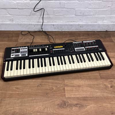 Hammond SK1 61 Stage Keyboard Serial No: 19050047 | Second Hand