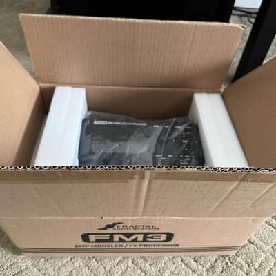 Fractal Audio FM3 Amp Modeler / FX Processor 2020 - 2022 with original box image 5