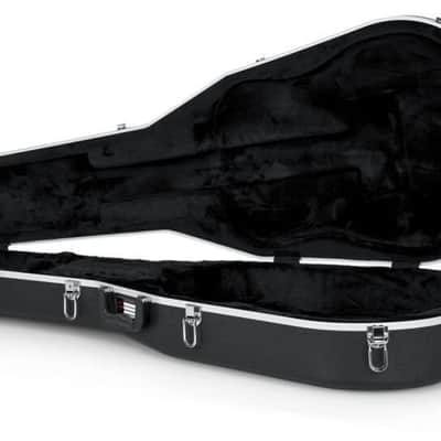Gator Deluxe Molded Hardshell Acoustic Guitar Case (Dreadnought Size) image 3