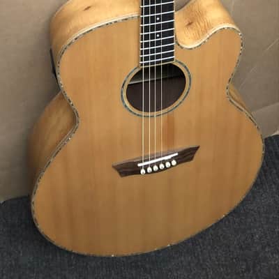 Washburn WJ55SCENS 2015 Jumbo Acoustic/Electric - Natural/Matte image 23