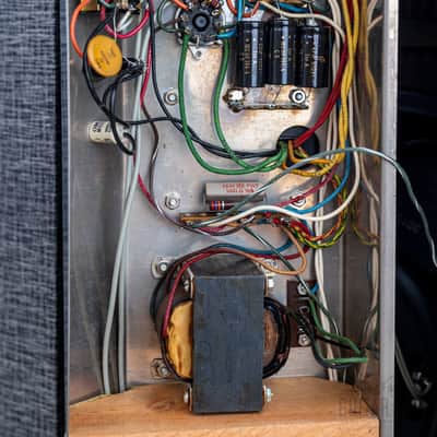 1965 Supro Thunderbolt S6420 Vintage 1x15 Tube Amp, Near-Mint w/ Jensen C15PS & USA Tube Set image 11