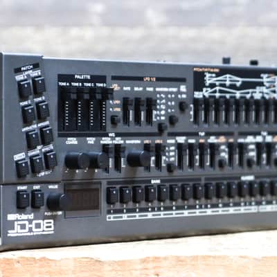 Roland JD-08 Sound Module 108 Original Waveforms Programmable Synthesizer w/Box image 3