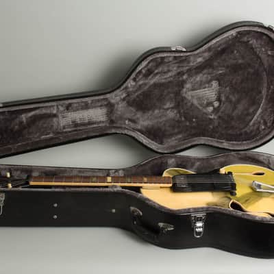 Wandre BB Model Semi-Hollow Body Electric Guitar (1960), hard shell case. image 10