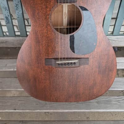 Martin 00-15M - Natural  All Mahogany body image 5