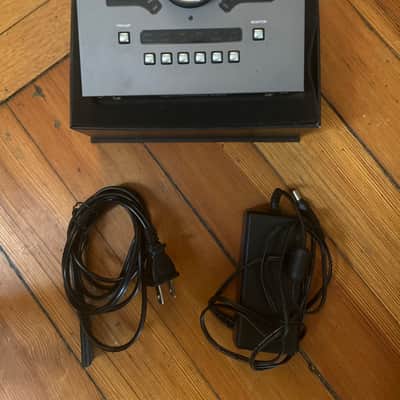 Universal Audio Apollo Twin X DUO Thunderbolt 3 Audio Interface 2019 - Present - Gray image 5