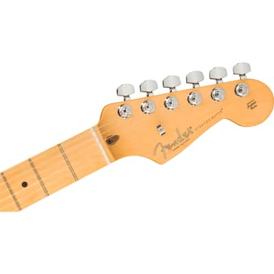 Fender American Professional II Strat MN HSS (3-Colour Sunburst) - Electric Guitar image 4