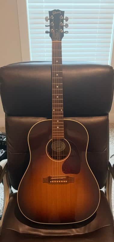 Gibson J-45 Studio Walnut 2025 - Present - Gloss Walnut Burst