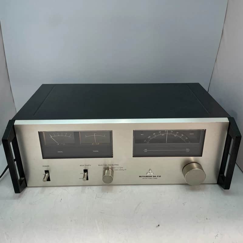 Mitsubishi DA-F10 Stereo AM/FM Tuner TESTED WORKS GREAT image 1
