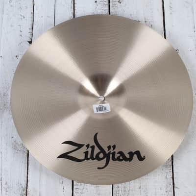 Zildjian 16 Inch A Family Thin Crash Cymbal 16" Thin Crash Drum Cymbal A0223 image 4