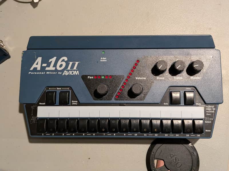 Aviom A-16II Personal Mixer 2010s - Blue image 1