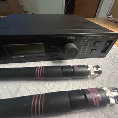 Shure ULXD4=-L50 2010s - Black wireless microphone receiver image 3