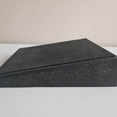 Primacoustic RX5 UF Recoil Stabilizer Isolation Pad - Pair image 6