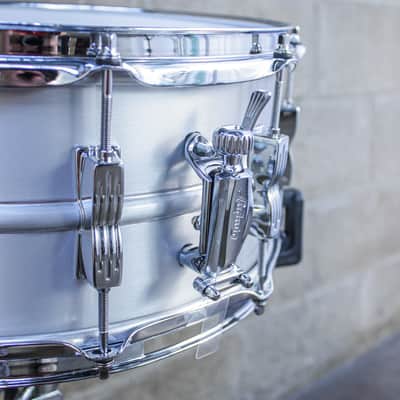 Ludwig 6.5"x14" Acrolite Snare Drum image 10
