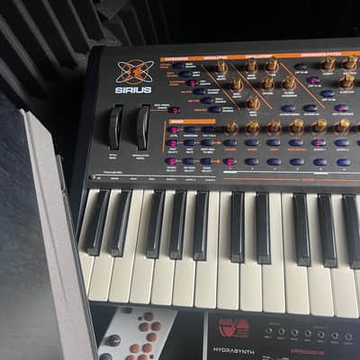 Quasimidi Sirius w/ Vocoder & Flight Case image 3