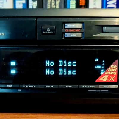 Sony MXD-D3 CD to MiniDisc Recorder/Player Deck, Serviced w/remote, manual and blank disc image 1