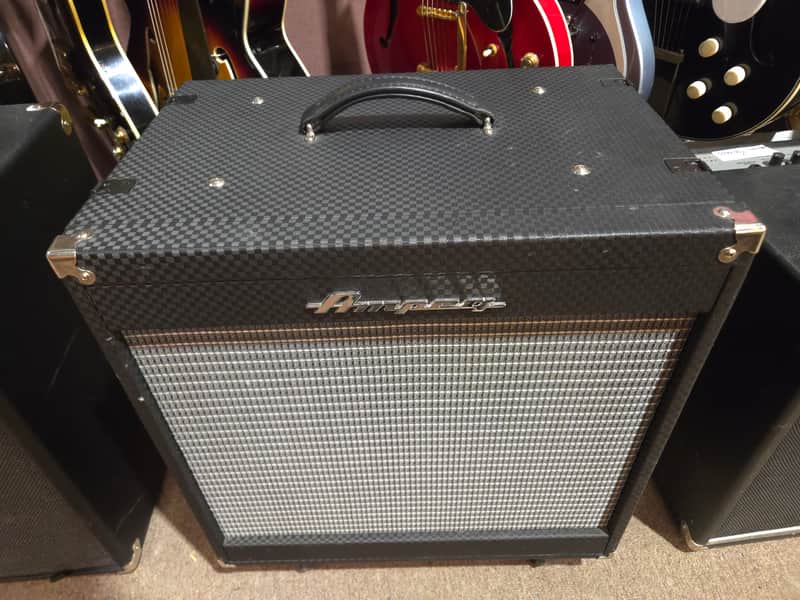 Ampeg PF-115HE Portaflex 450-Watt 1x15" Fliptop Bass Speaker Cabinet