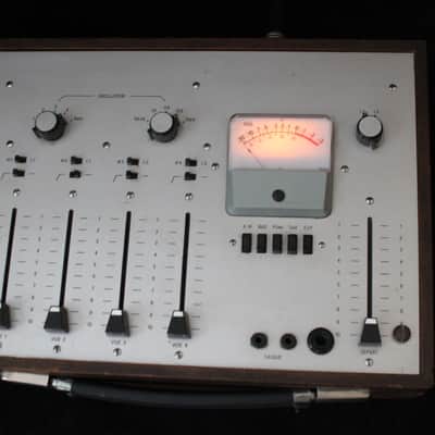 Schlumberger VLR 401 mono mixer+ external PSU image 2