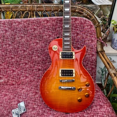 Chitarra elettrica Vintage v100 Anno 2011 Les Paul Wilkinson stile gibson image 1