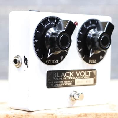 Black Volt Amplification VFUZZ Vintage Fuzz Circuit Design Effect Pedal #110 image 3