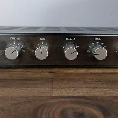 Warm Audio BUS-COMP stereo VCA Bus Compressor image 6