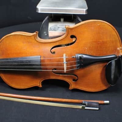 An Antique Antonius Stradivarius Model Full Size 4/4 Violin, Bow & Case # 23 V image 2