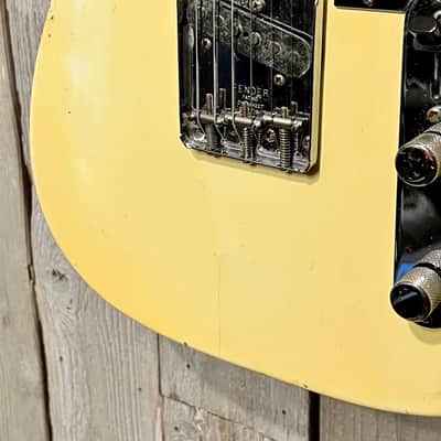 Excellent 1976 Fender Telecaster, White  Black Pick Guard Maple Fretboard  OHSC,  Sweet Vintage Tele ! image 6