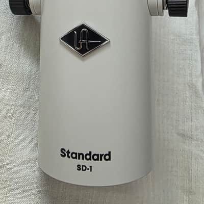 Universal Audio Standard SD-1 Cardioid Dynamic Microphone 2022 - Present - White image 7