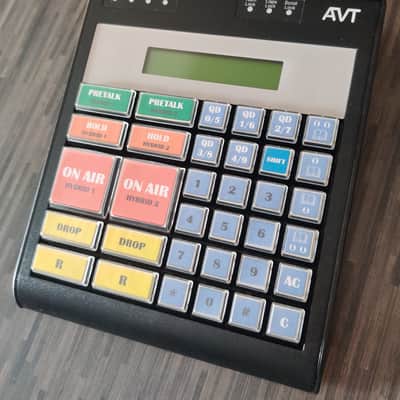 AVT MAGIC TH2 Plus RM Telephone Hybrid image 2