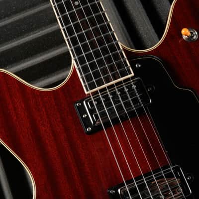 Guild Newark St. Collection Starfire IV 2022 - Cherry Red image 5