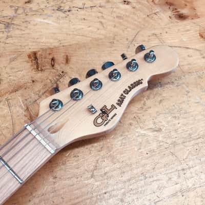 G&L ASAT Classic Electric Guitar image 2