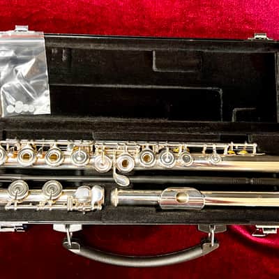 Yamaha YFL 262 Open Hole Flute 🔥 Gorgeous 🔥 Offset G 🔥 Gorgeous 😎 image 2