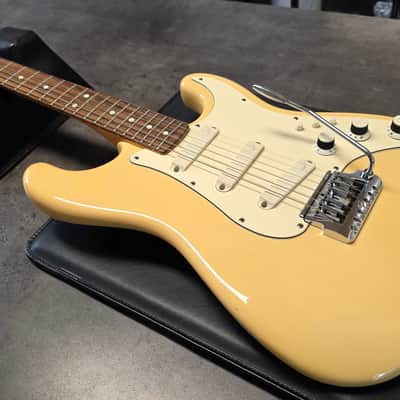Fender Elite Stratocaster 1983 White CASE QUEEN! MDX TBX PREAMP FreeFlyte Tremolo Vintage 80s American USA Strat Guitar image 3