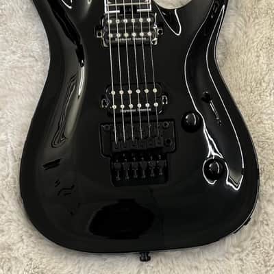Immagine Jackson Pro Plus Series Soloist™ SLA2 Electric Guitar, Ebony board, Gloss Black - 2