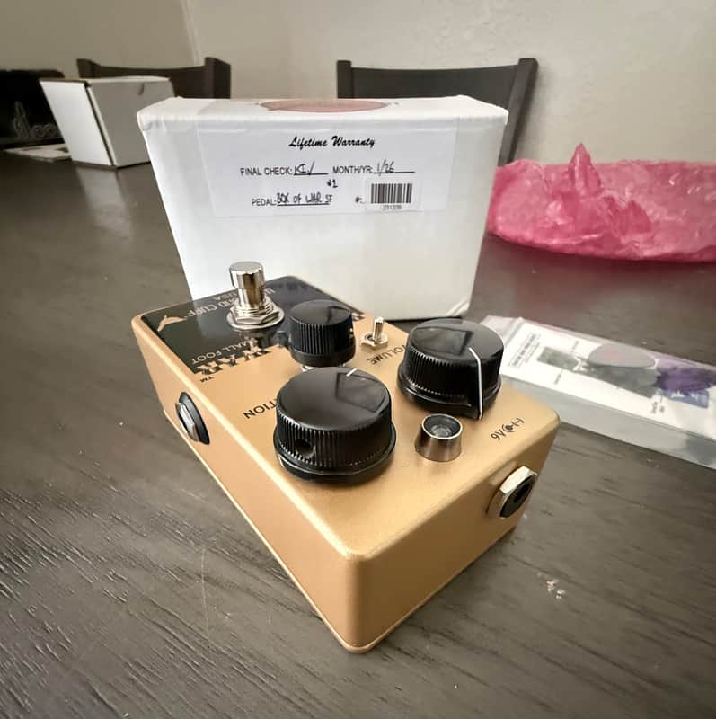Wren and Cuff Custom Shop Box of War with Mid-Flat Mod | Reverb