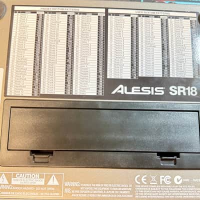 Alesis SR-18 with AC Adapter image 8