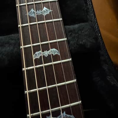 Gibson Custom J-45 Bats 2024 - Blood Red Burst image 3