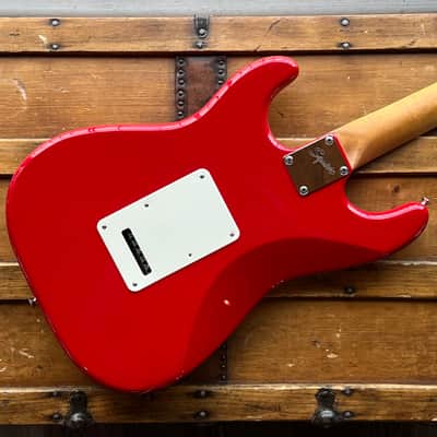 (18042) Squier Strat - Mighty Mite HSS Pickups with Rosewood Fretboard - Candy Apple Red image 2