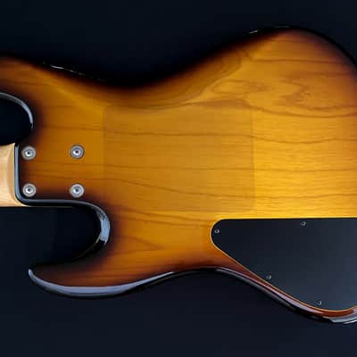 Sadowsky NYC 21 Fret Vintage 5-String Bass 59 Sunburst image 4