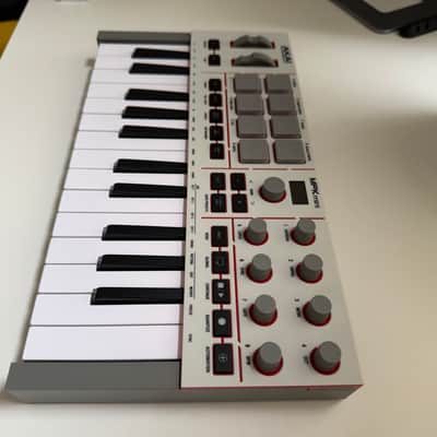 Akai MPK Mini MKIV 25-Key MIDI Controller (Grey) image 4