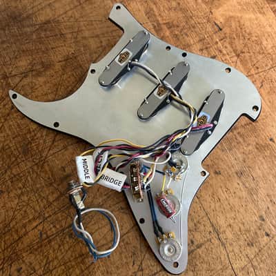Mojo Uk Gold Foil Stratocaster Pickups image 4