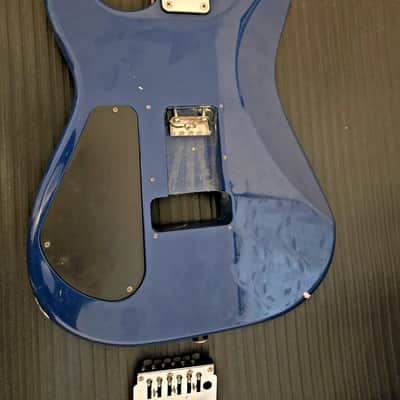 NO DOUBT signed Charvette by Charvel ,Gwen Stefani, Young etc image 8