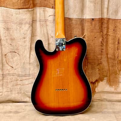 Fender MIJ Traditional 60's Telecaster Custom 2018 - 3 Tone Sunburst image 6